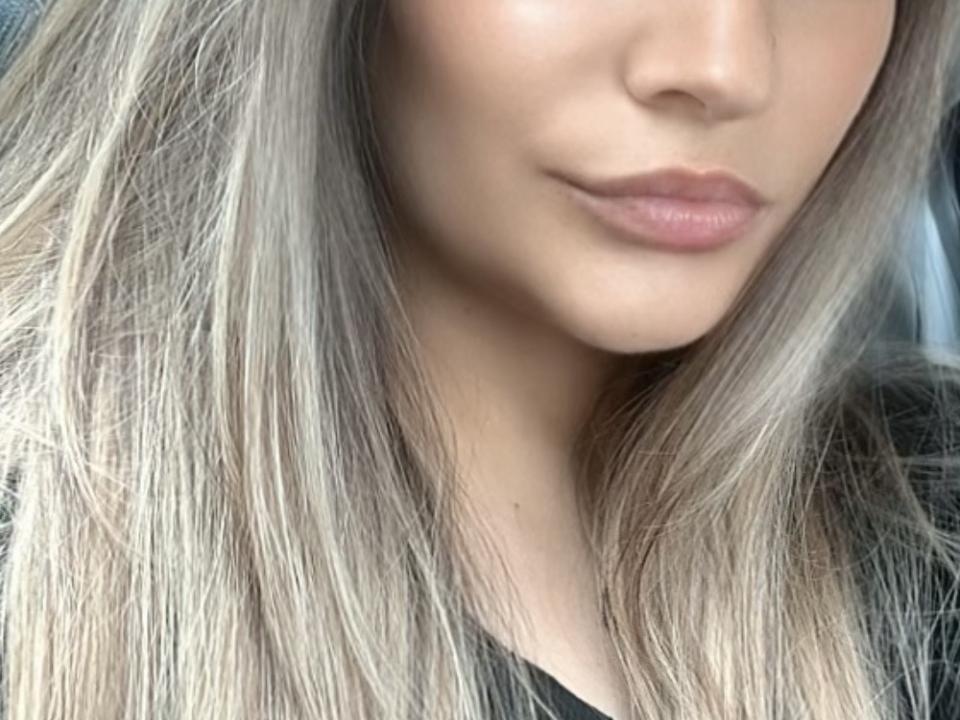 Model photo