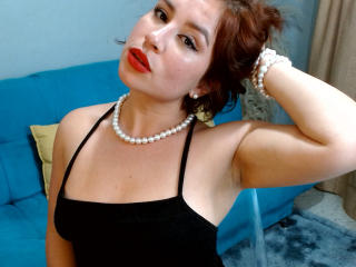 SaraKleine Blowjob XXX Cams - Photo 8/21