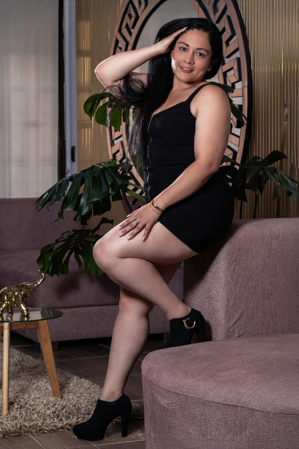 webcam model AnnyMora from XloveCam webcam model AnnyMora from XloveCam