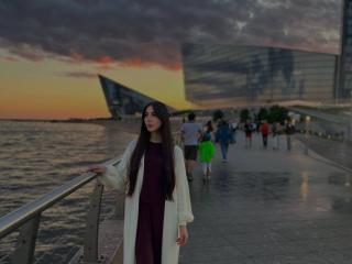 LeanoraMyree Image Gallery
