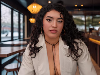 AlinnaPalacios Webcam Porno Live - Photo 4/12