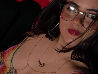 EmilyColsson Seins Liveshow - Photo 11/21