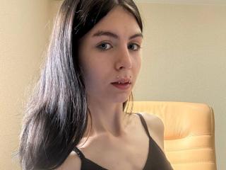 NobukoGraue Pussy Video Webcam - Photo 5/21