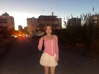 Lilyque Anal en Webcam Live - Photo 17/18