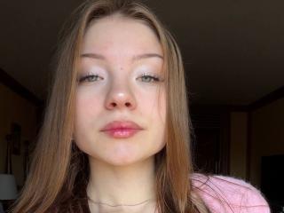 Lilyque Anal en Webcam Live - Photo 15/18