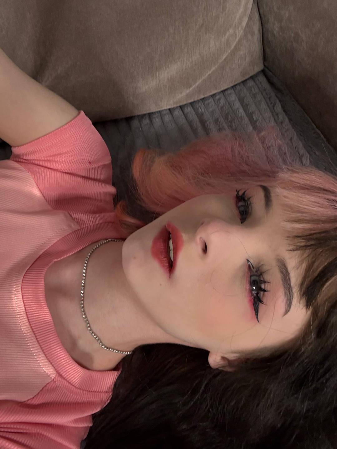webcam model ChangCaddle from XloveCam webcam model ChangCaddle from XloveCam