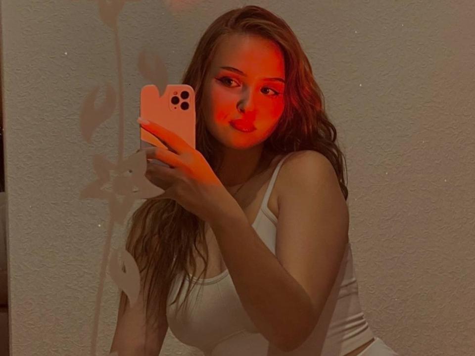 JillianMel — live cam photo 2