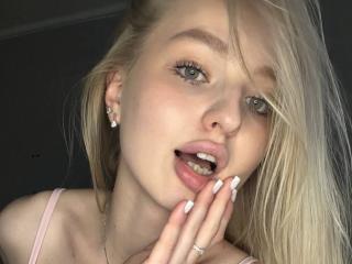 NievesMegee Pussy Video Webcam - Photo 20/21