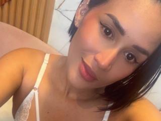 ScarlethFely Blowjob XXX Cams - Photo 7/21
