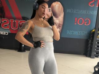 StellaBeckker Blowjob XXX Cams - Photo 5/21