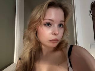StellaMelow Blowjob XXX Cams - Photo 6/9