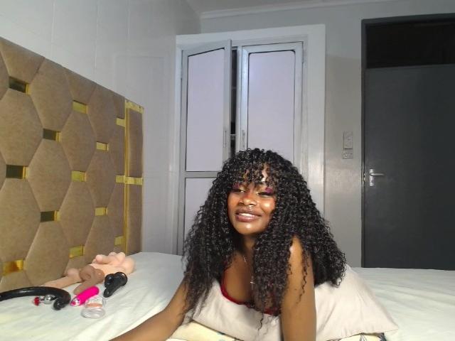 AlexxahHunter — live cam photo 1
