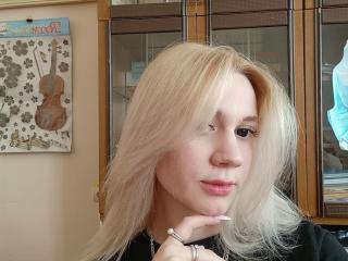 LindaxxCrow Image Gallery