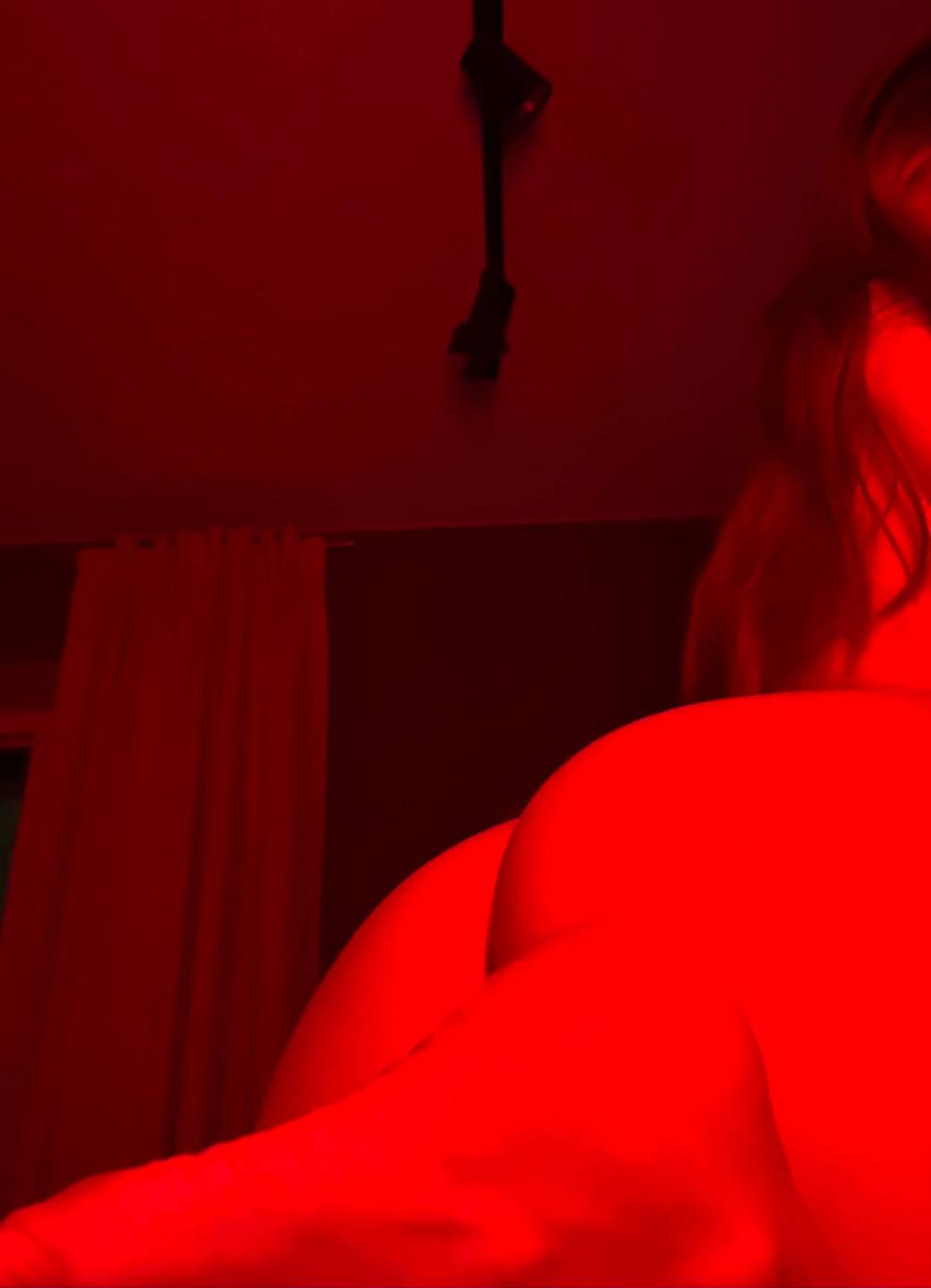 webcam model IrishReversed from XloveCam webcam model IrishReversed from XloveCam