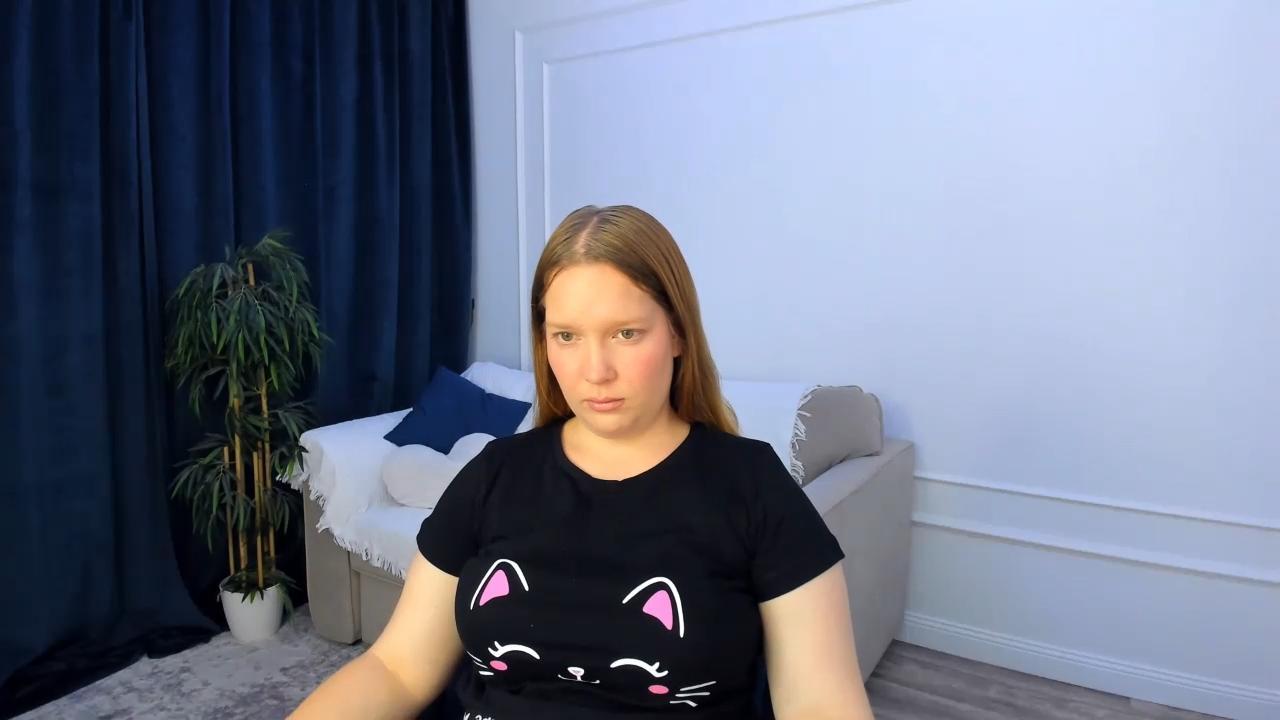 webcam model ScarletSecrete from XloveCam webcam model ScarletSecrete from XloveCam