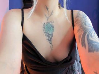 KathyM Seins Show XXX en Direct - Photo 18/21