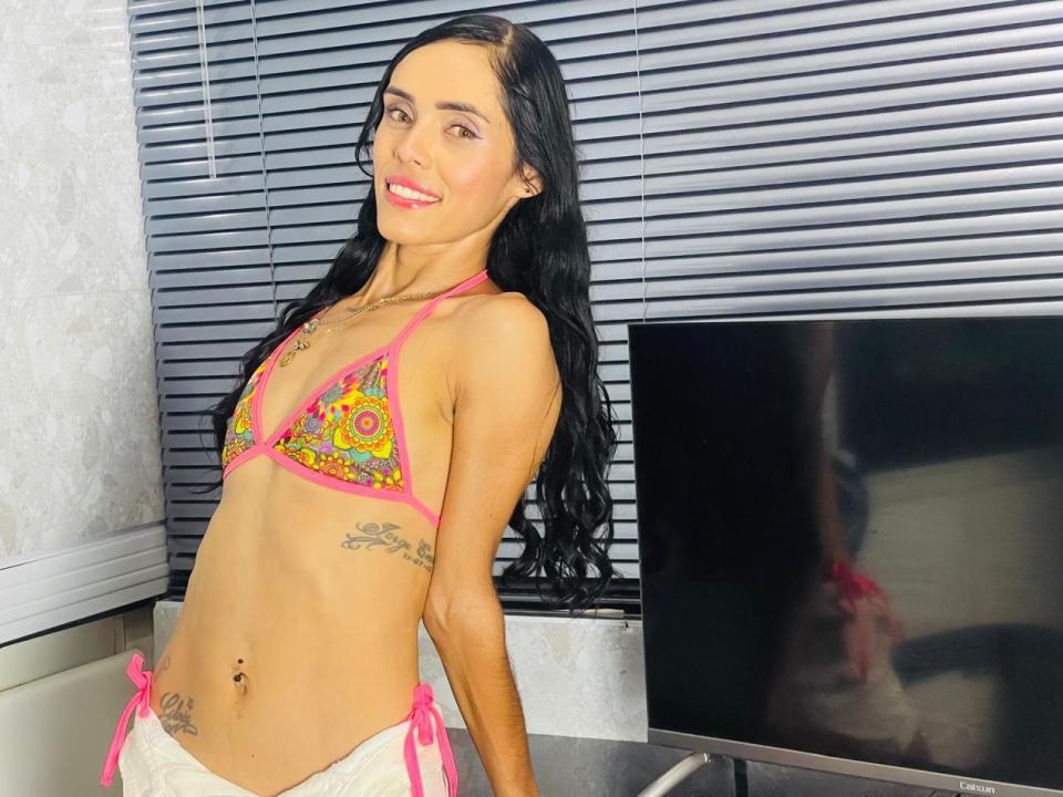 LucyUnlimit — live cam photo 4