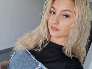 AngelofSinn Webcam Porno Live - Photo 8/11