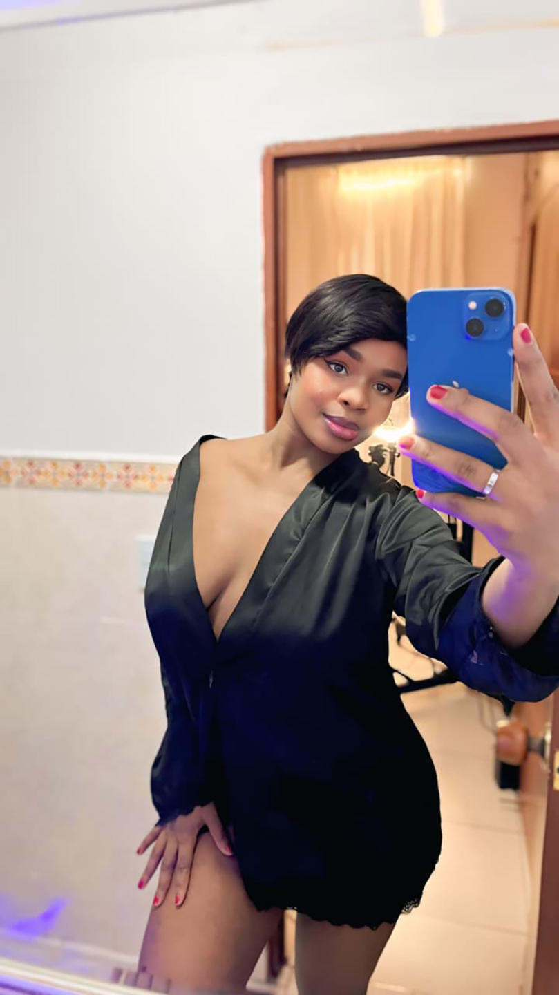 webcam model VenusWilly from XloveCam webcam model VenusWilly from XloveCam