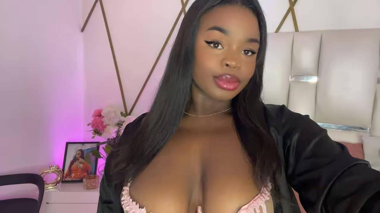 webcam model VenusWilly from XloveCam webcam model VenusWilly from XloveCam