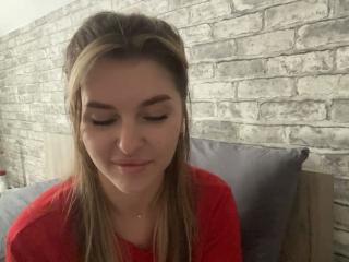 ElanaFalencki Seins Liveshow - Photo 9/17