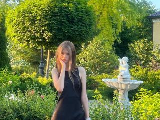 SuzieBrion Fellation XXX Cams - Photo 8/21
