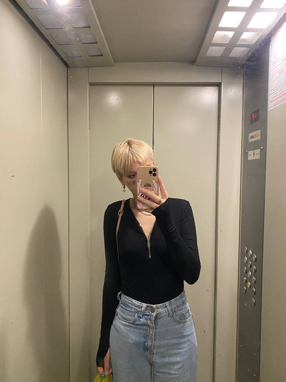 webcam model LeomaQuintela from XloveCam webcam model LeomaQuintela from XloveCam