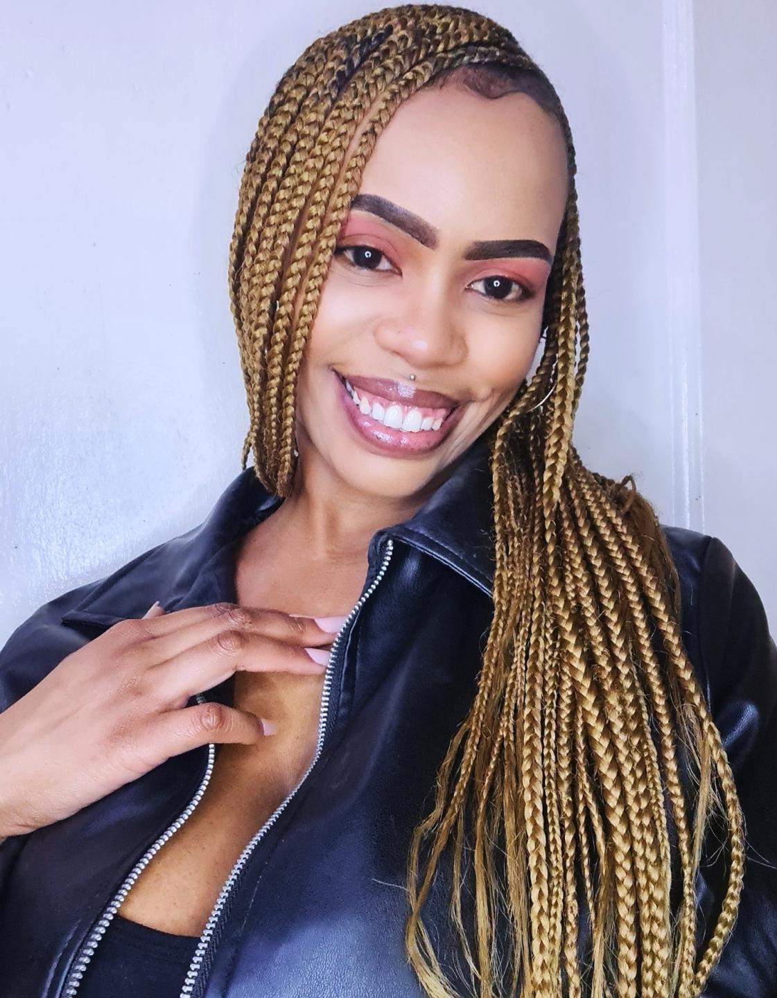 webcam model QueenBxx from XloveCam webcam model QueenBxx from XloveCam