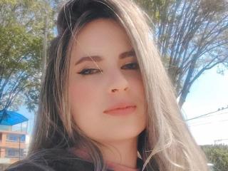AmiiRosse Webcam Porno Live - Photo 9/21