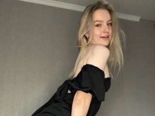 NievesMegee Pussy Video Webcam - Photo 16/21