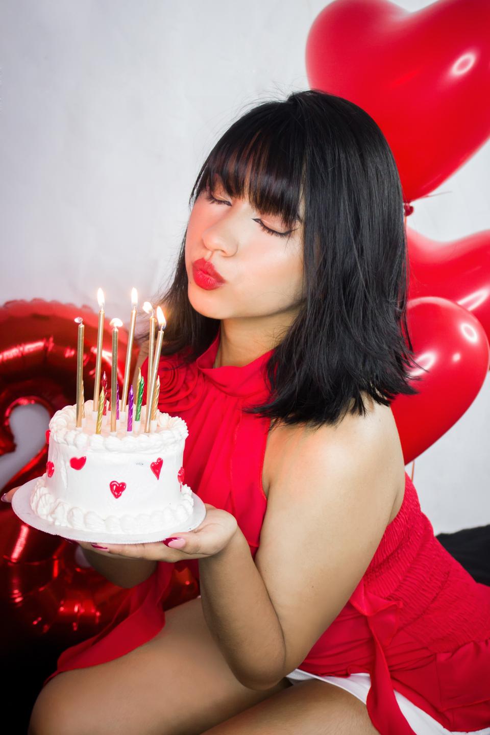 webcam model DariaHotst from XloveCam webcam model DariaHotst from XloveCam