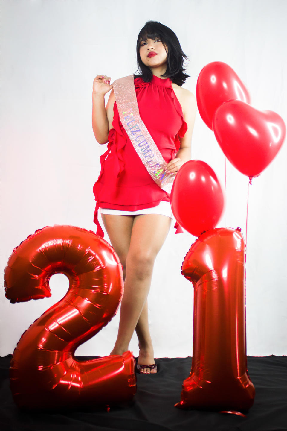 webcam model DariaHotst from XloveCam webcam model DariaHotst from XloveCam