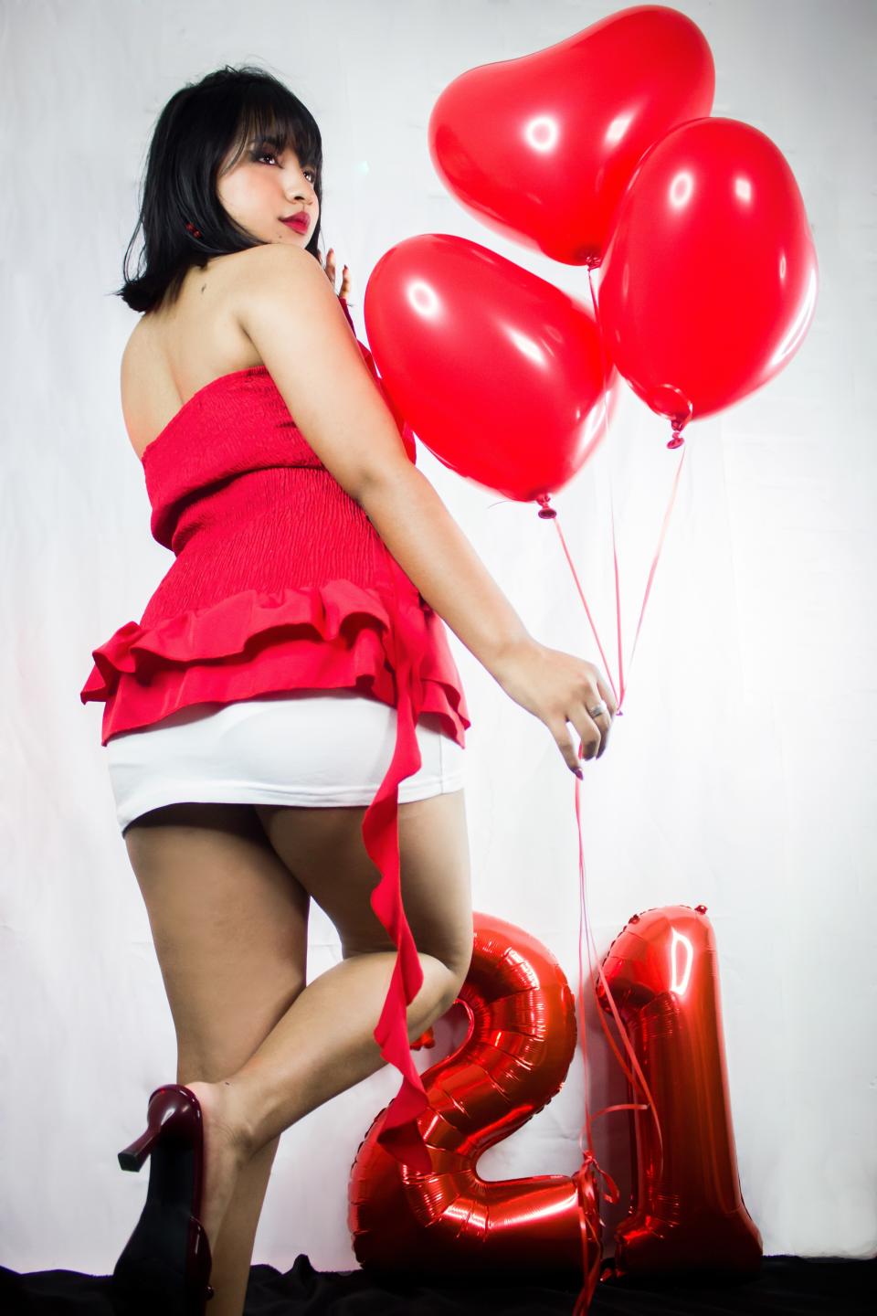 webcam model DariaHotst from XloveCam webcam model DariaHotst from XloveCam
