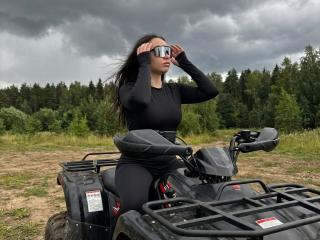 AlbertineMckeag Webcam Porno Live - Photo 5/6