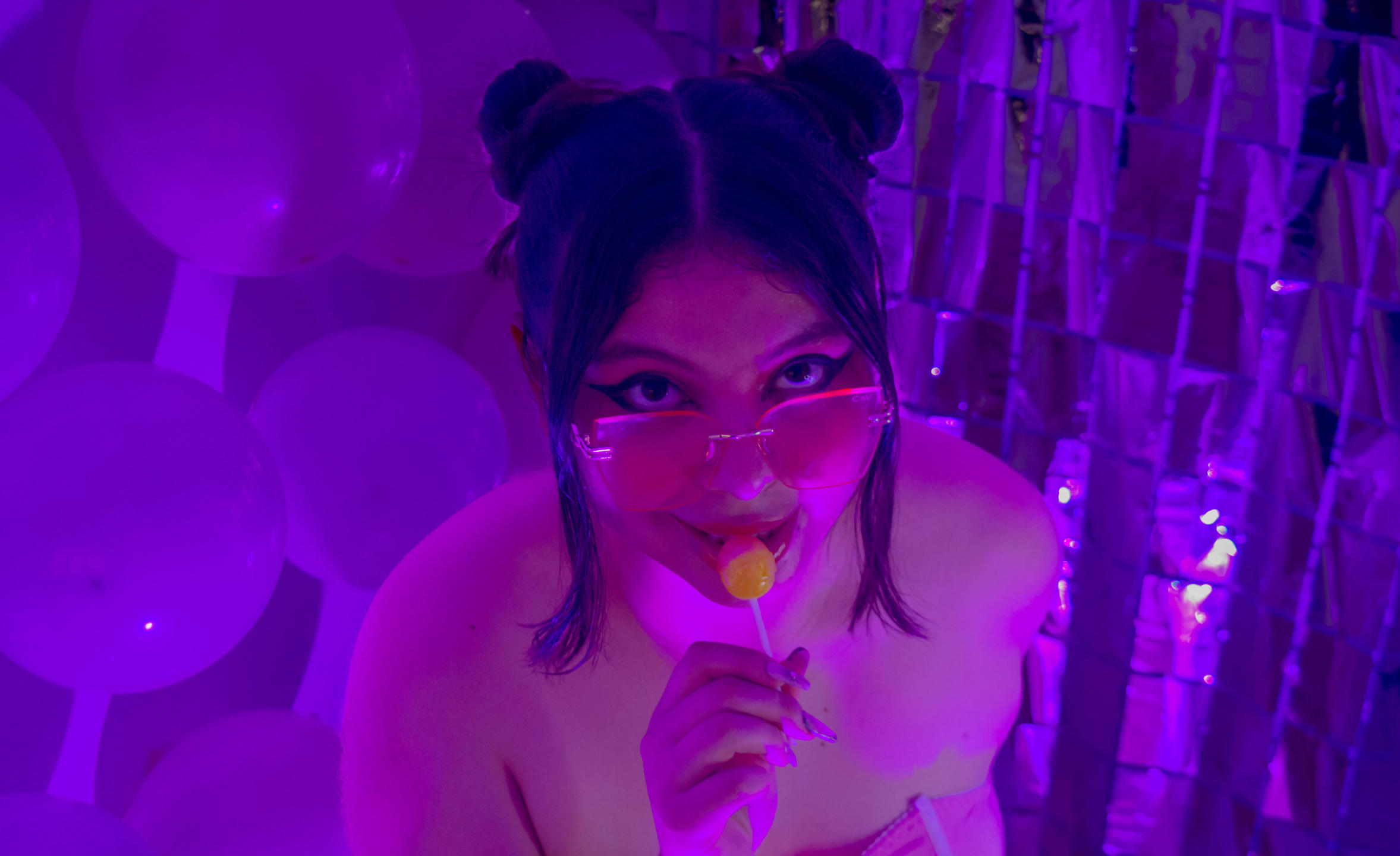 webcam model AnnaBeltrann from XloveCam webcam model AnnaBeltrann from XloveCam