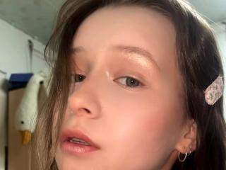 RaeleneRaya Sex Brunette - Photo 7/17