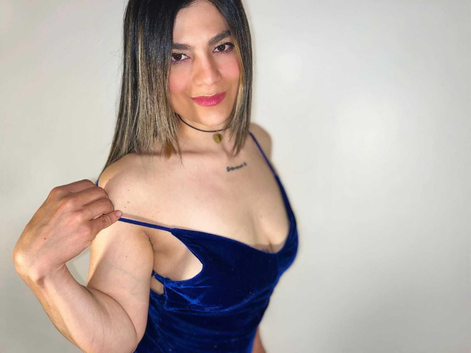 webcam model ValeriaRomina from XloveCam webcam model ValeriaRomina from XloveCam