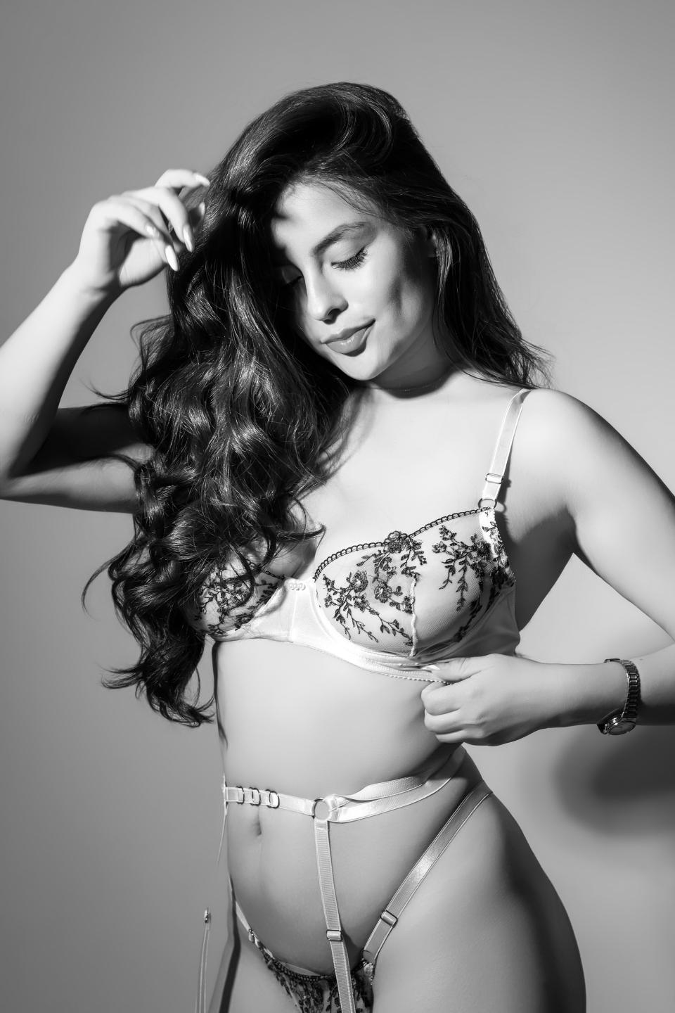 webcam model FerAram from XloveCam webcam model FerAram from XloveCam