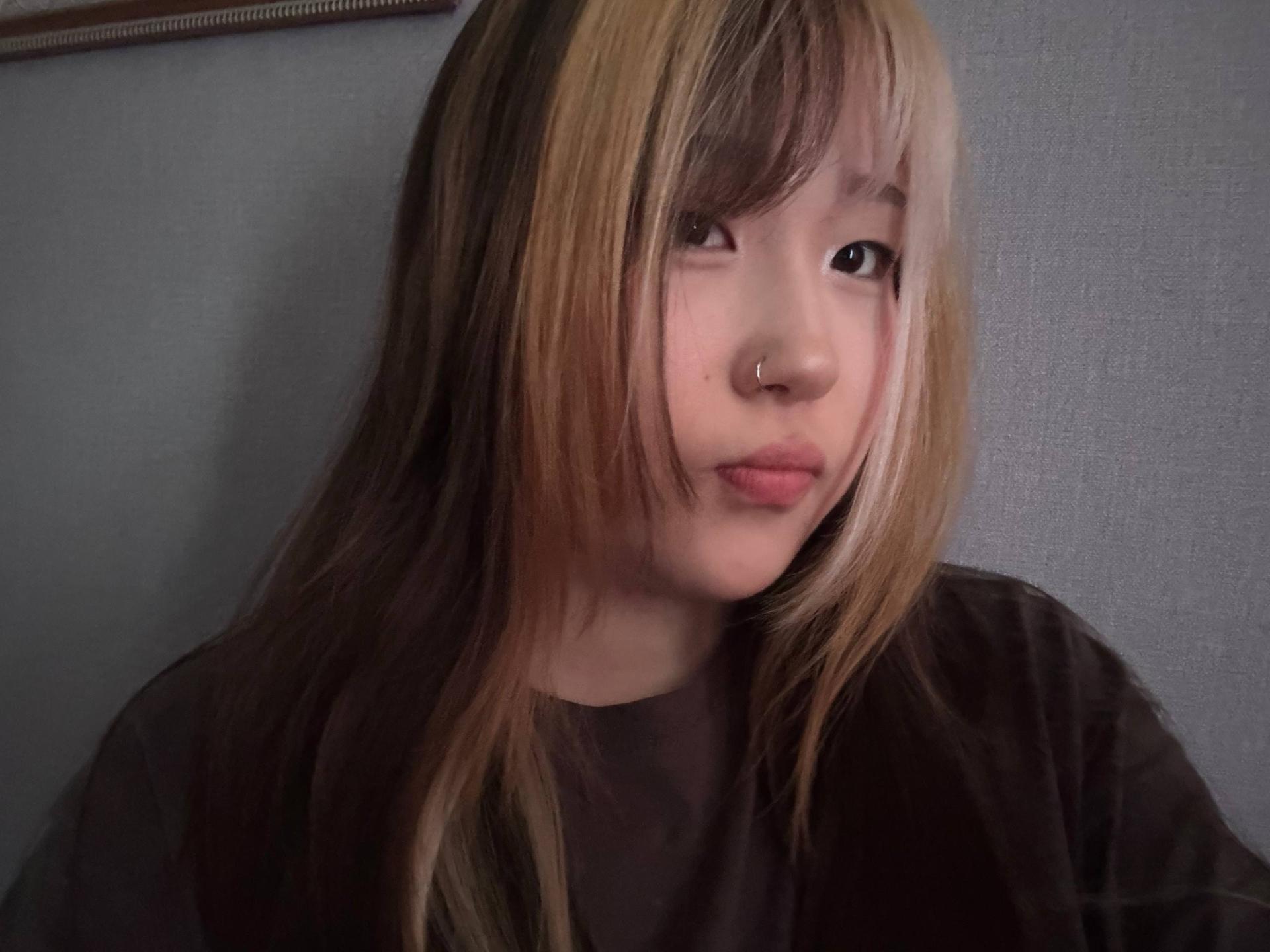 webcam model JungMcgranor from XloveCam webcam model JungMcgranor from XloveCam