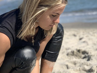 BelleLisaG Image Gallery