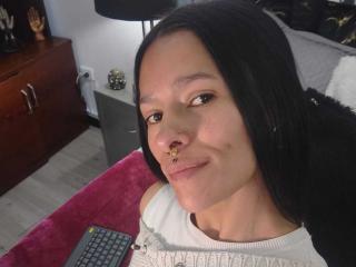 AmelieBlake Webcam Porno Live - Photo 19/21