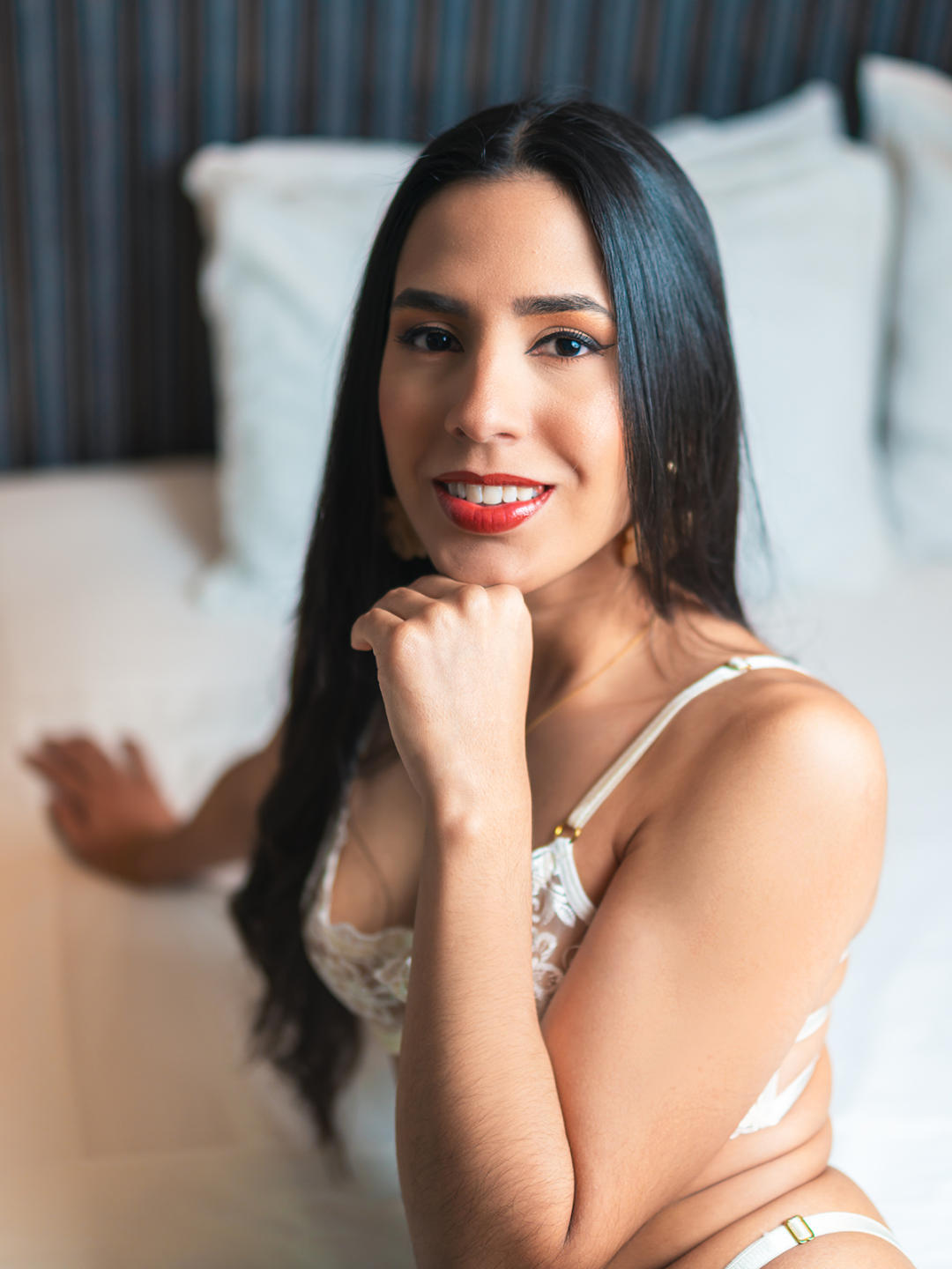 webcam model IvoryMe from XloveCam webcam model IvoryMe from XloveCam