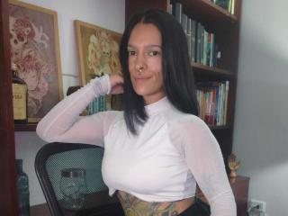 AmelieBlake Webcam Porno Live - Photo 12/21