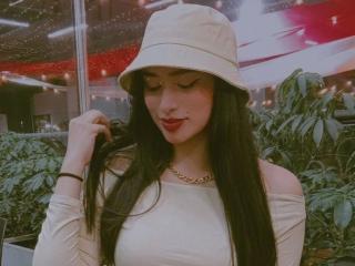 AdalinaVera Webcam Porno Live - Photo 6/21