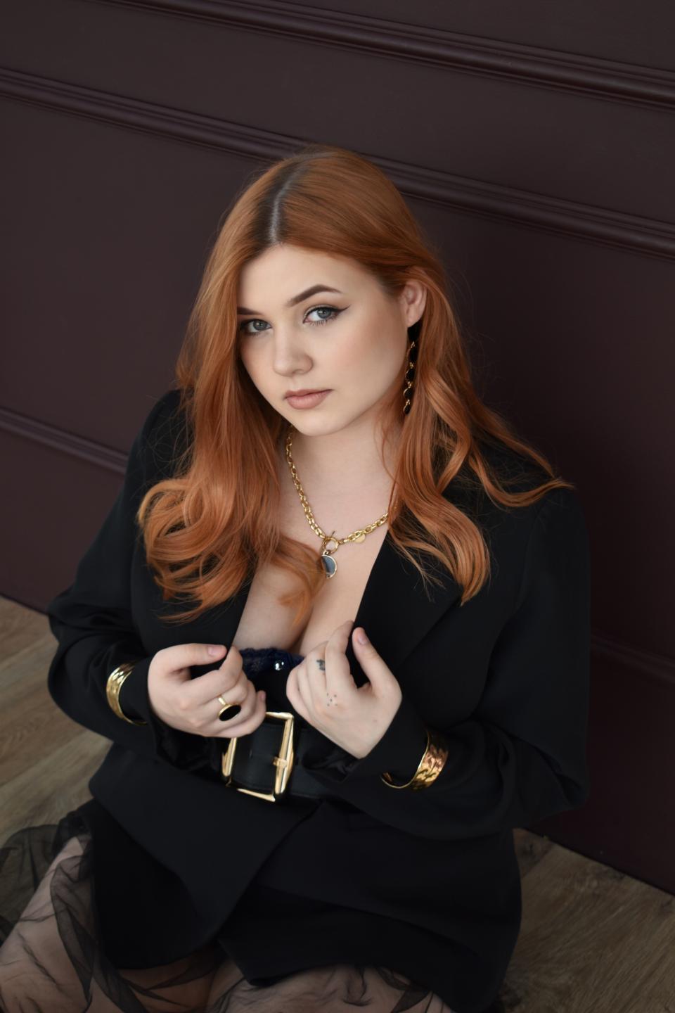 webcam model AmySweete from XloveCam webcam model AmySweete from XloveCam
