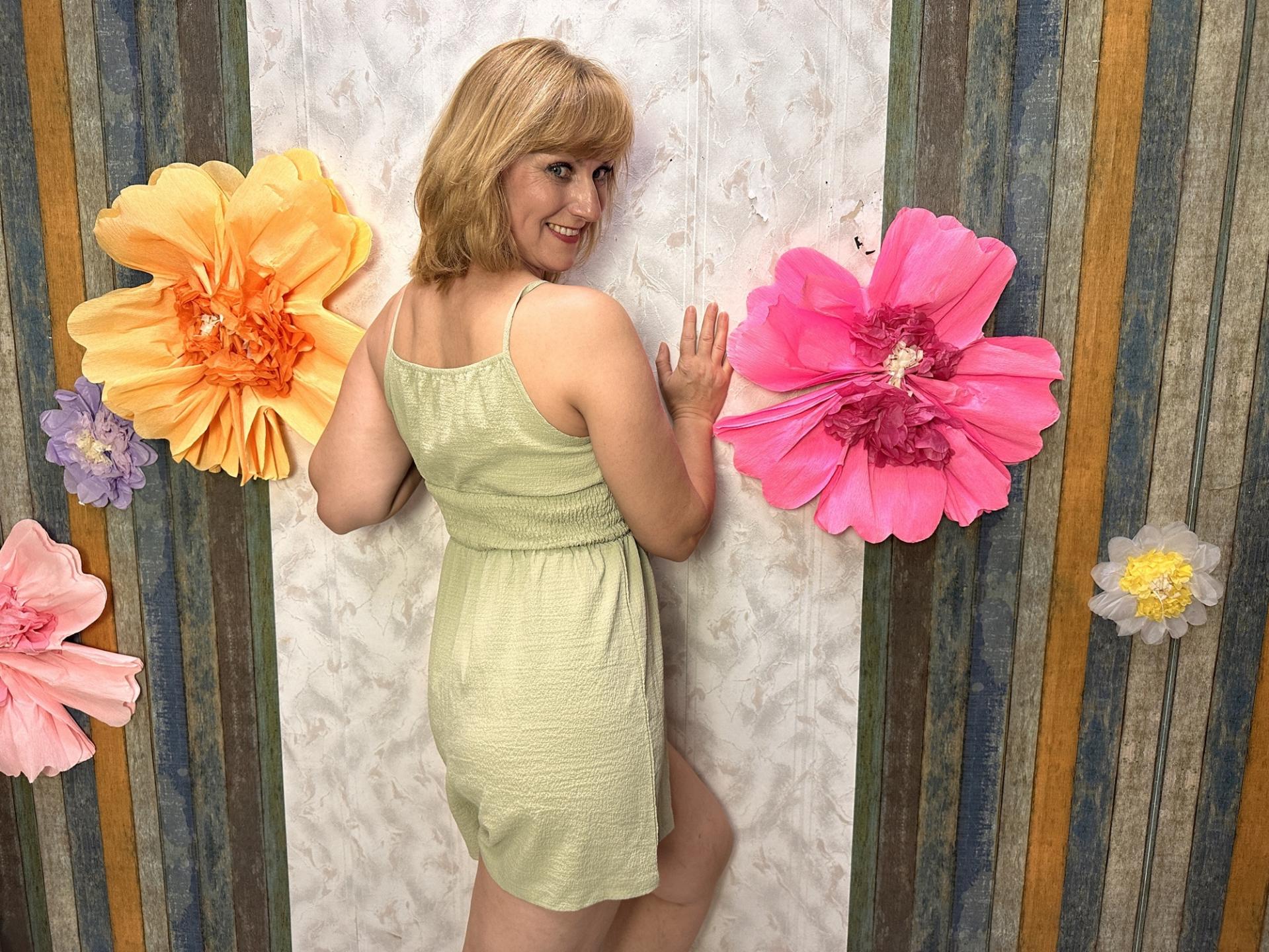 webcam model RebecaMarti from XloveCam webcam model RebecaMarti from XloveCam