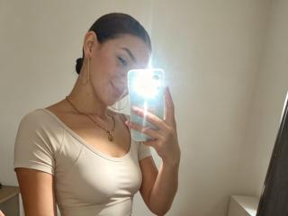 AbbyMilers Webcam Porno Live - Photo 5/21
