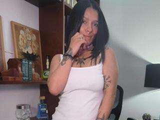 AmelieBlake Webcam Porno Live - Photo 10/21