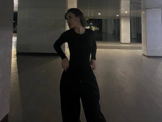 AletaBreslauer Webcam Porno Live - Photo 6/17