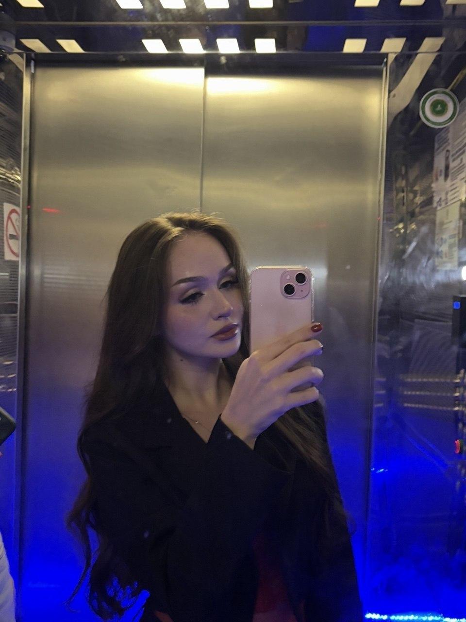 webcam model TamraBroxterman from XloveCam webcam model TamraBroxterman from XloveCam